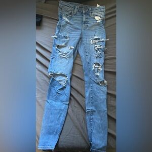 Skinny Jeans with Holes